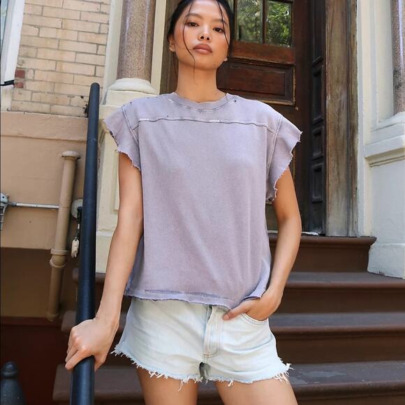 NWT Free People T-Shirt We The Free Warrior Distressed Dark Gray Raw Hem Women M - Picture 3 of 11